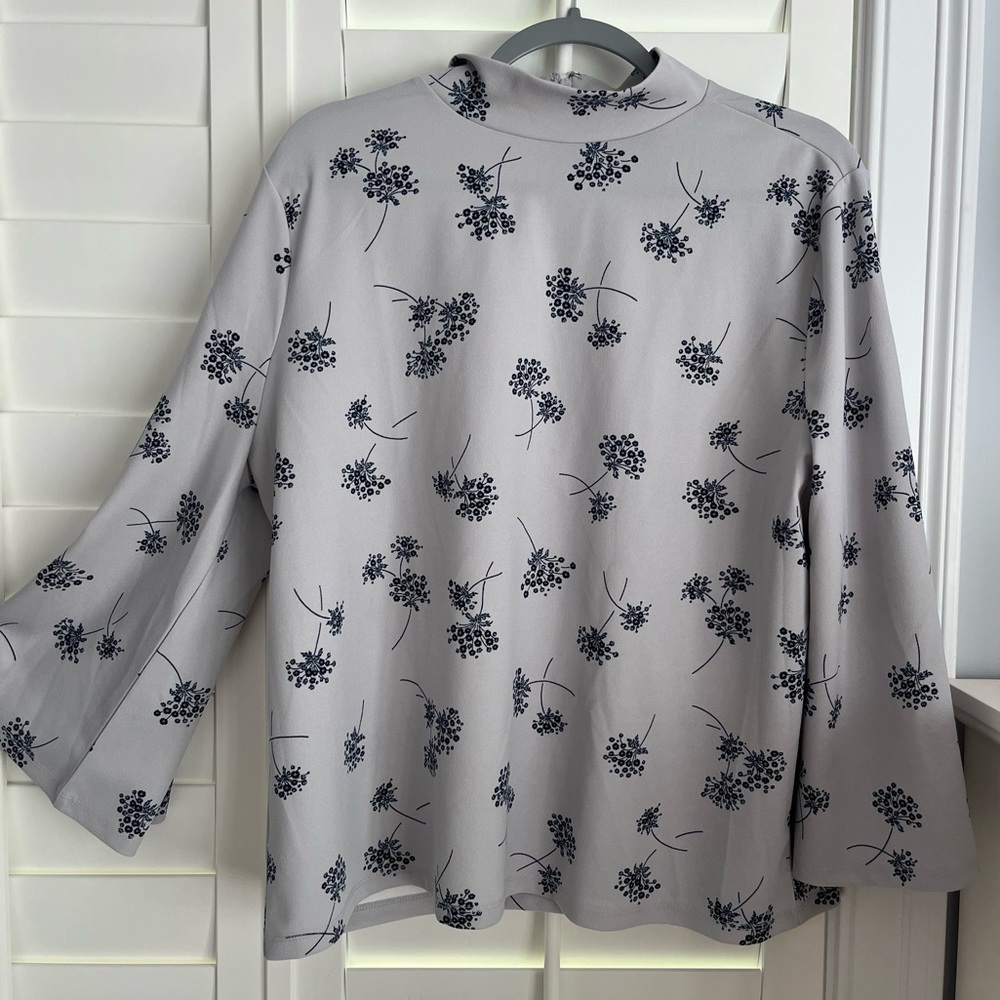 Ann Taylor Factory top